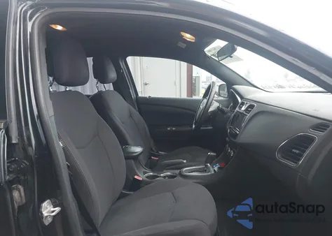 2013 Chrysler 200 Lx из США, поврежденный, VIN 1C3CCBAB7DN686065